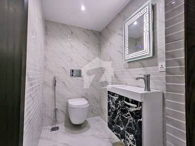 10 MARLA ULTRA MODERN DESIGHN BRAND NEW HOUSE AVAILABLE FOR RENT NEAR TO MC DONALD IN DHA PHASE 7