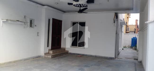 Beautiful House 4 Bedrooms Available For Sale In Askari-9.