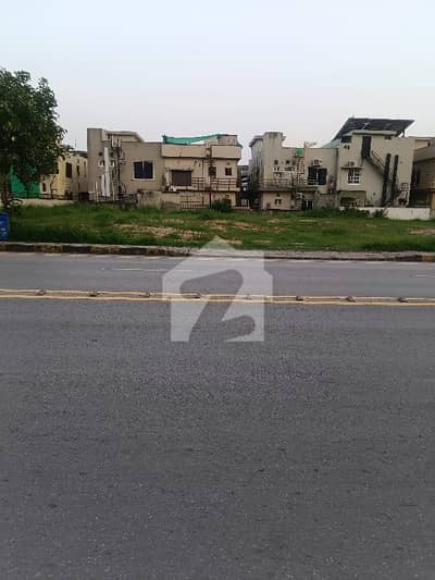 1 Kanal boulevard plot available for sale 1 Kanal boulevard plot available for sale
