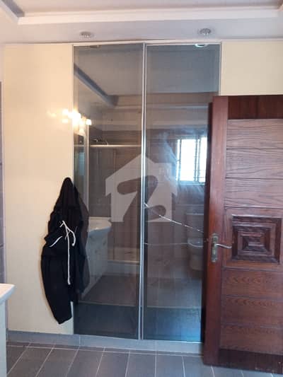 5 Marla Full House Is Available Fog Rent In Dha Phase 5 Near D Block Commercial