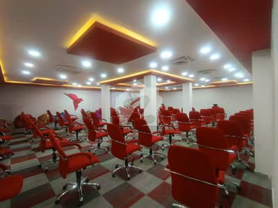 گلبرگ گرینز گلبرگ,اسلام آباد میں 1 کنال Studio دفتر 13.5 لاکھ میں کرایہ پر دستیاب ہے۔