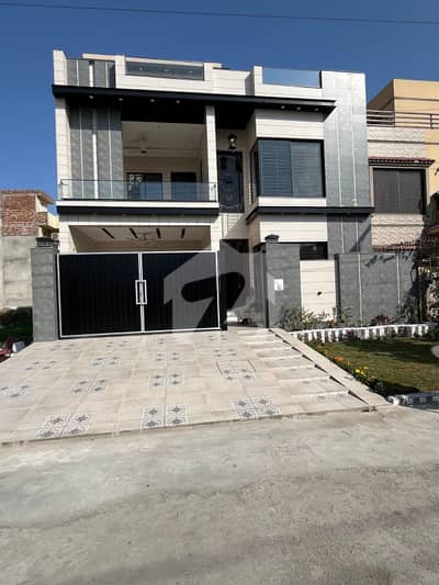 10 Marla Brand New House For Sale 10 Marla Brand New House For Sale