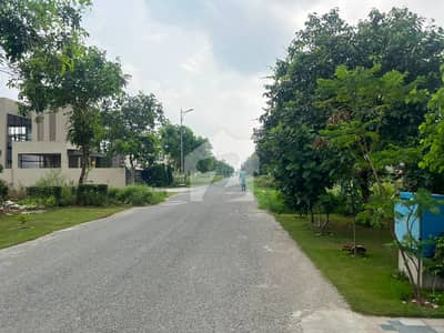 ڈی ایچ اے فیز 7 - بلاک وائے ڈی ایچ اے فیز 7,ڈی ایچ اے ڈیفینس,لاہور میں 1 کنال رہائشی پلاٹ 3.15 کروڑ میں برائے فروخت۔ ڈی ایچ اے فیز 7 - بلاک وائے ڈی ایچ اے فیز 7,ڈی ایچ اے ڈیفینس,لاہور میں 1 کنال رہائشی پلاٹ 3.15 کروڑ میں برائے فروخت۔
