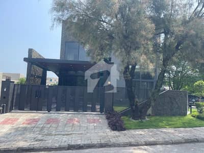 ڈی ایچ اے فیز 2 - سیکٹر بی ڈی ایچ اے ڈیفینس فیز 2,ڈی ایچ اے ڈیفینس,اسلام آباد میں 6 کمروں کا 1 کنال مکان 14.8 کروڑ میں برائے فروخت۔