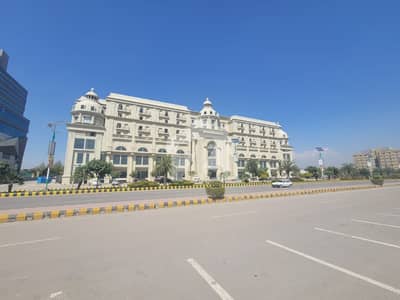 گلبرگ ریزیڈنشیا - بلاک اے گلبرگ ریزیڈنشیا,گلبرگ,اسلام آباد میں 4 کمروں کا 15 مرلہ پینٹ ہاؤس 6.5 کروڑ میں برائے فروخت۔