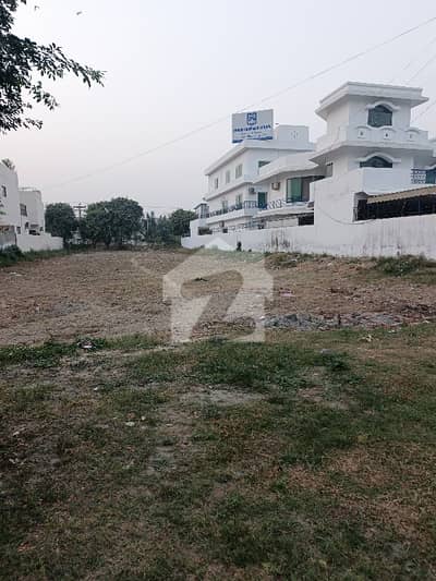 ایل ڈی اے ایوینیو ۔ بلاک ایل ایل ڈی اے ایوینیو,لاہور میں 10 مرلہ رہائشی پلاٹ 1.05 کروڑ میں برائے فروخت۔