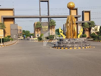 اجوا سٹی سیالکوٹ بائی پاس,گوجرانوالہ میں 5 مرلہ رہائشی پلاٹ 40.0 لاکھ میں برائے فروخت۔