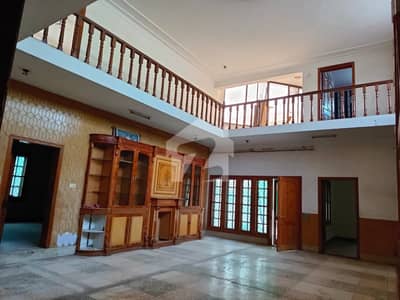 حیات آباد فیز 2 حیات آباد,پشاور میں 6 کمروں کا 2 کنال مکان 2.8 لاکھ میں کرایہ پر دستیاب ہے۔ حیات آباد فیز 2 حیات آباد,پشاور میں 6 کمروں کا 2 کنال مکان 2.8 لاکھ میں کرایہ پر دستیاب ہے۔