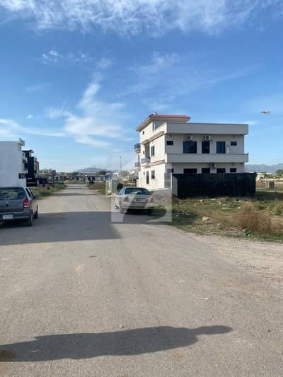 2540 (4 Marla) Plot for Sale in G-13 Islamabad