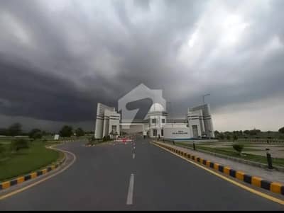 1 Kanal Facing Park And 250ft Road (Main Boulevard) Category Plot Near IT Park , Masjid And Cafes