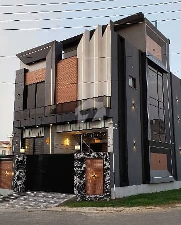 Get In Touch Now To Buy A Corner 5 Marla House In Central Park - Block A1