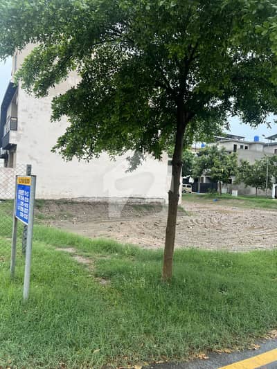 5.1 mrla Corner plot at 80ft road 5.1 mrla Corner plot at 80ft road