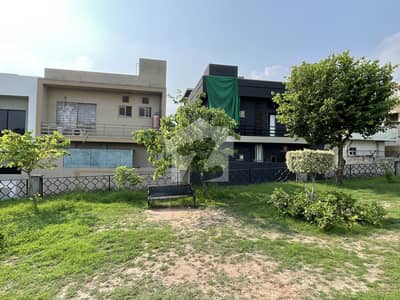 بحریہ ٹاؤن فیز 5 بحریہ ٹاؤن راولپنڈی,راولپنڈی میں 5 کمروں کا 10 مرلہ مکان 4.5 کروڑ میں برائے فروخت۔ بحریہ ٹاؤن فیز 5 بحریہ ٹاؤن راولپنڈی,راولپنڈی میں 5 کمروں کا 10 مرلہ مکان 4.5 کروڑ میں برائے فروخت۔