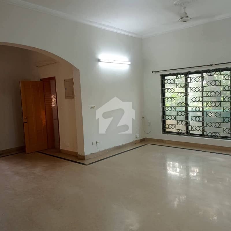 G-9-3 House For Sale Ideal Location G-9-3 House For Sale Ideal Location