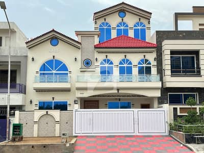 3570 (10 Marla) Brand New Park-Facing House For Sale In G-13 Islamabad 3570 (10 Marla) Brand New Park-Facing House For Sale In G-13 Islamabad