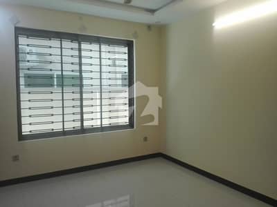 Prime Location 7 Marla Lower Portion For Grabs In Satellite Town