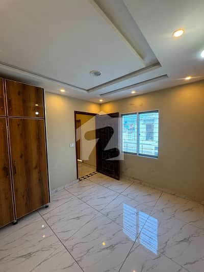 5 Marla Modern Full House For Sale In Executive Block, Park View City Lahore