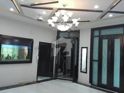 10 Marla House For sale In Wapda Town Phase 1