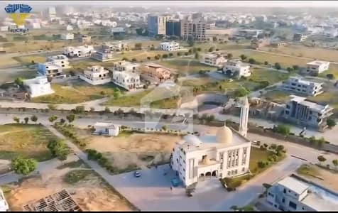 Reserve A Centrally Located Corner Commercial Plot Of 600 Square Meters In Top City 1