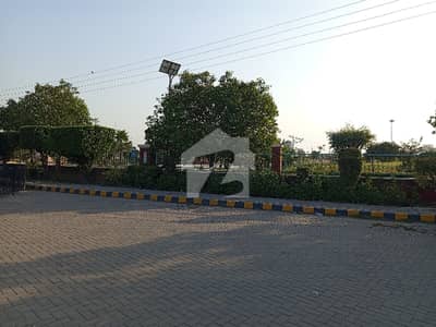 سینٹرل پارک ۔ بلاک بی سینٹرل پارک ہاؤسنگ سکیم,لاہور میں 8 مرلہ رہائشی پلاٹ 1.12 کروڑ میں برائے فروخت۔