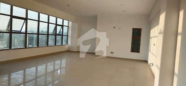 Semi Furnished I-8 Markaz 2000 Sq Ft Space Available
