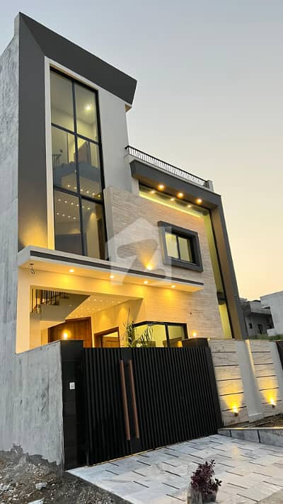 8 Marla ( 30*60 ) Brand New Double Unit House. Available for Sale Multi Gardens Block F B-17 Islamabad.