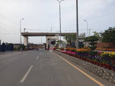 Plots Available In Abdullah Gardens Premium Block Ayesha Block