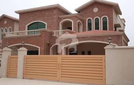 عسکری 3 ڈی ایچ اے ڈیفینس,ملتان میں 6 کمروں کا 1 کنال مکان 5.0 کروڑ میں برائے فروخت۔ عسکری 3 ڈی ایچ اے ڈیفینس,ملتان میں 6 کمروں کا 1 کنال مکان 5.0 کروڑ میں برائے فروخت۔