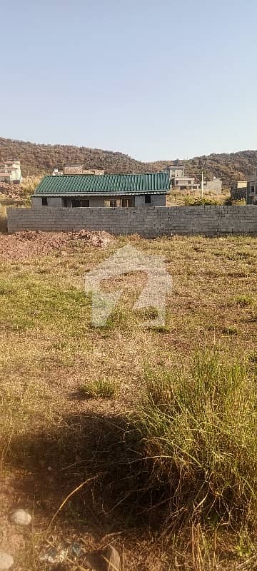 10 Marla Plot In Yar Mohammed Society Near Imran Khan House, Bani Gala