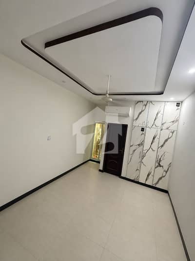 Ready To Buy A House In Gulberg Gulberg