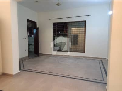 10 Marla Lower Portion Available For Rent In Wapda Town Phase 2
