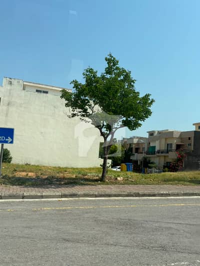 Bahria Town Phase 8 - Block N Residential Plot Sized 10 Marla Is Available For Sale