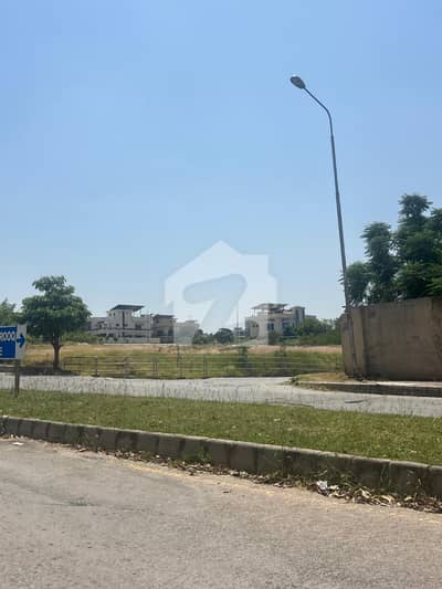 بحریہ ٹاؤن فیز 8 ۔ بلاک اے بحریہ ٹاؤن فیز 8,بحریہ ٹاؤن راولپنڈی,راولپنڈی میں 1 کنال رہائشی پلاٹ 1.7 کروڑ میں برائے فروخت۔ بحریہ ٹاؤن فیز 8 ۔ بلاک اے بحریہ ٹاؤن فیز 8,بحریہ ٹاؤن راولپنڈی,راولپنڈی میں 1 کنال رہائشی پلاٹ 1.7 کروڑ میں برائے فروخت۔