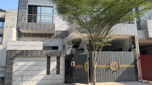 ایڈن آچرڈ فیصل آباد میں 4 کمروں کا 5 مرلہ مکان 2.35 کروڑ میں برائے فروخت۔