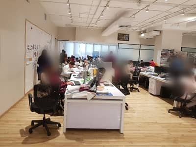 گلبرگ لاہور میں 4 کنال عمارت 30.0 لاکھ میں کرایہ پر دستیاب ہے۔