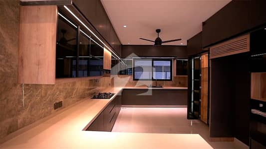 F -7/1 brand New Modran designer house for