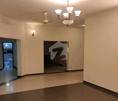 House Sized 1 Kanal Is Available For rent In Askari 11