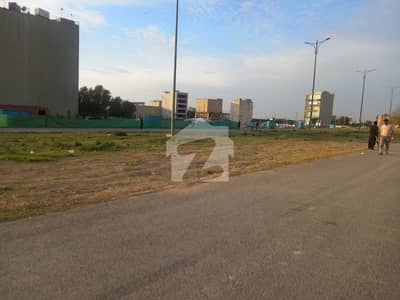 ڈی ایچ اے فیز 8 - بلاک ایکس ڈی ایچ اے فیز 8,ڈی ایچ اے ڈیفینس,لاہور میں 2 کنال رہائشی پلاٹ 11.5 کروڑ میں برائے فروخت۔ ڈی ایچ اے فیز 8 - بلاک ایکس ڈی ایچ اے فیز 8,ڈی ایچ اے ڈیفینس,لاہور میں 2 کنال رہائشی پلاٹ 11.5 کروڑ میں برائے فروخت۔