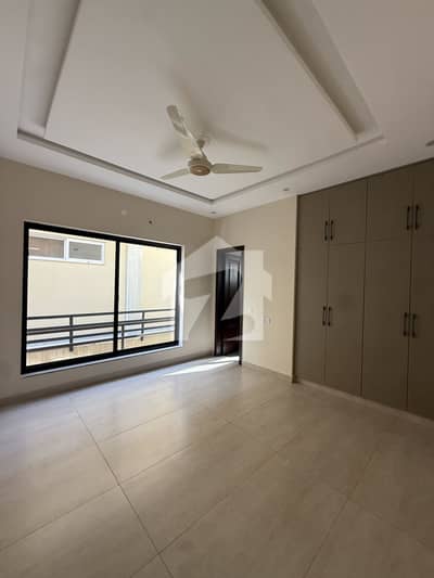 10 Marla House For Sale In Sector C1 10 Marla House For Sale In Sector C1