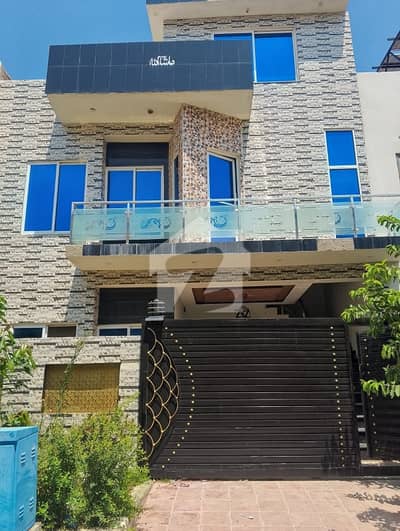 5 Marla House available for rent in B. 17-Block F