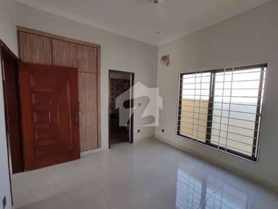 Ready to Move 125 Square Yards Villas Available For Sale in Precinct-12 Ali Block Bahria Town Karachi