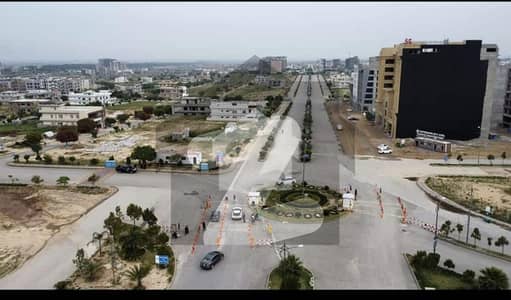 CORNER UN FACE 10 MARLA PLOT AVAILABLE FORSALE