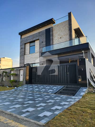ARCHITECT-DESIGNED 10 MARLA ELEGANT HOUSE FOR SALE IN DHA PHASE 7 ARCHITECT-DESIGNED 10 MARLA ELEGANT HOUSE FOR SALE IN DHA PHASE 7