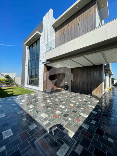 PREMIUM 10 MARLA FAMILY HOUSE FOR SALE IN DHA PHASE 7 PREMIUM 10 MARLA FAMILY HOUSE FOR SALE IN DHA PHASE 7