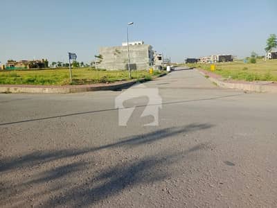 Stunning Residential Plot Is Available For sale In Bahria Town Phase 8 - Block L