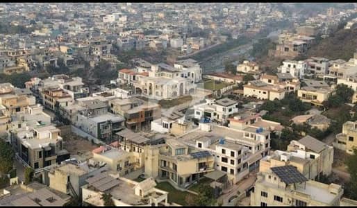 ایف۔15/4 ایف ۔ 15,اسلام آباد میں 1 کنال رہائشی پلاٹ 1.5 کروڑ میں برائے فروخت۔