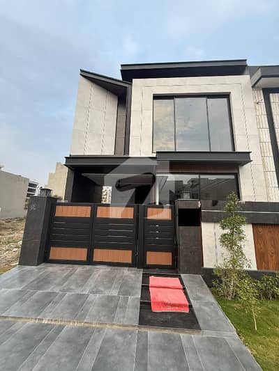 A Palatial Residence For sale In DHA 11 Rahbar Sector 4 - Block Q Lahore A Palatial Residence For sale In DHA 11 Rahbar Sector 4 - Block Q Lahore