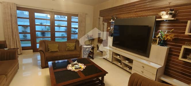 ڈی او ایچ ایس فیز 1 ملیر کنٹونمنٹ,کینٹ,کراچی میں 5 کمروں کا 1 کنال مکان 27.5 کروڑ میں برائے فروخت۔ ڈی او ایچ ایس فیز 1 ملیر کنٹونمنٹ,کینٹ,کراچی میں 5 کمروں کا 1 کنال مکان 27.5 کروڑ میں برائے فروخت۔