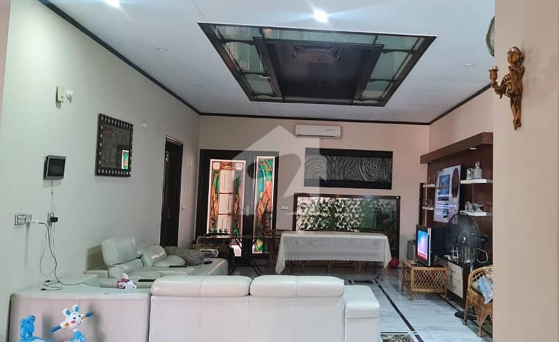 ڈی او ایچ ایس فیز 2 ملیر کنٹونمنٹ,کینٹ,کراچی میں 9 کمروں کا 1 کنال مکان 22.75 کروڑ میں برائے فروخت۔ ڈی او ایچ ایس فیز 2 ملیر کنٹونمنٹ,کینٹ,کراچی میں 9 کمروں کا 1 کنال مکان 22.75 کروڑ میں برائے فروخت۔