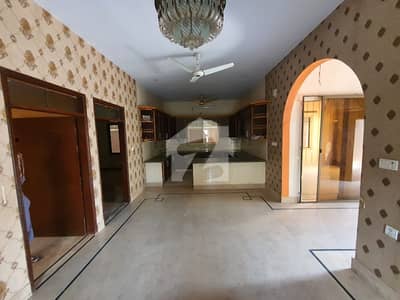 ڈی او ایچ ایس فیز 1 ملیر کنٹونمنٹ,کینٹ,کراچی میں 6 کمروں کا 1 کنال مکان 16.0 کروڑ میں برائے فروخت۔ ڈی او ایچ ایس فیز 1 ملیر کنٹونمنٹ,کینٹ,کراچی میں 6 کمروں کا 1 کنال مکان 16.0 کروڑ میں برائے فروخت۔